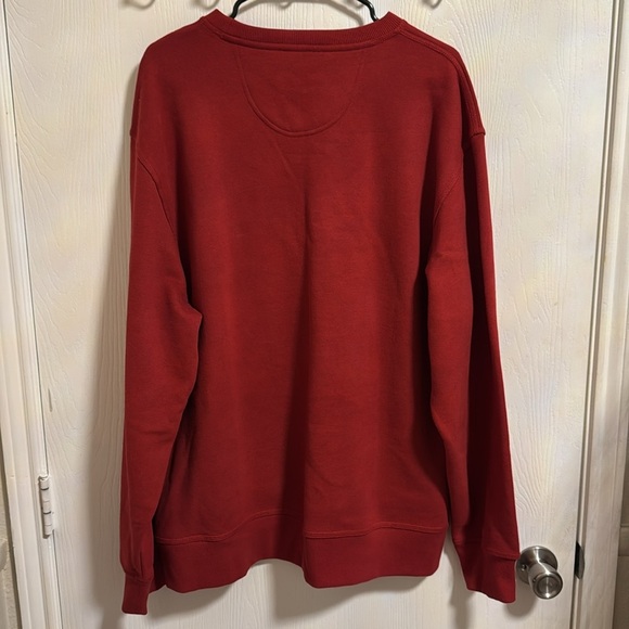 IZOD Logo Men’s Red Sweatshirt‎ Soft Warm XL Long Sleeves Crew Neck Embroidered - Picture 6 of 11